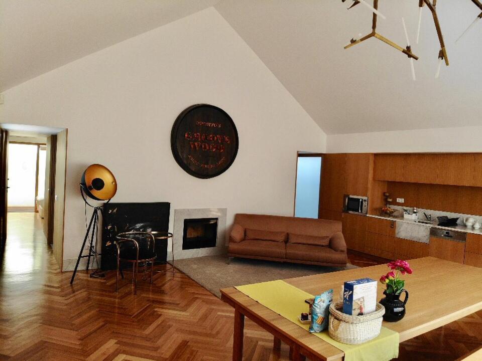 Groove-Wood Loft Leilighet Vila Nova de Gaia Eksteriør bilde